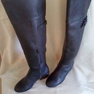 A2 by Aerosoles Mysterious over the Knee Black Leather Boots. Size 5.5